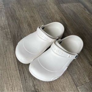 White Crocs Solid